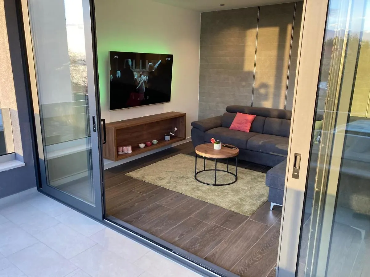 아파트 Luxus Appartment Direkt Am Meer In Sukosan, Zadar