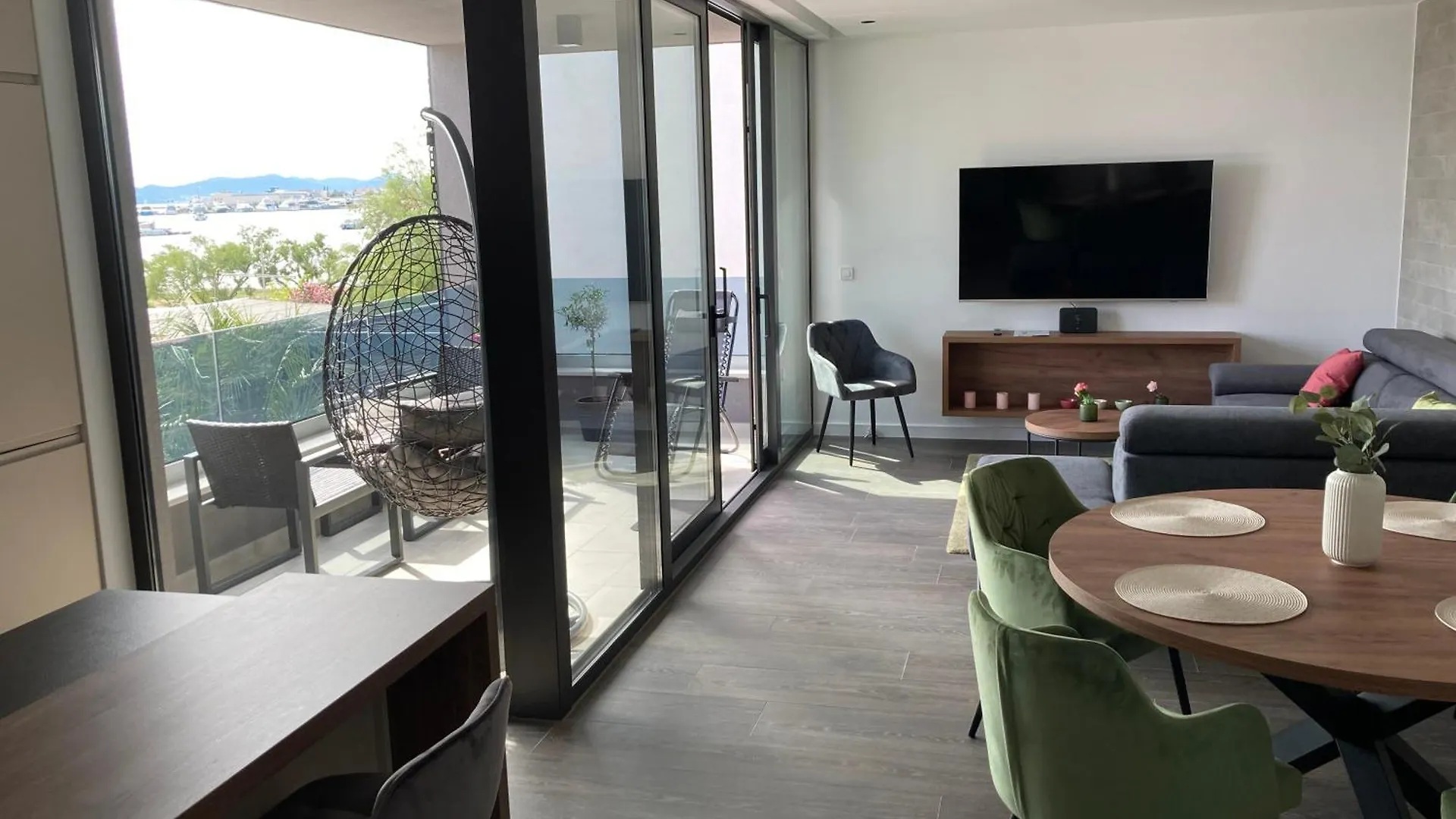 아파트 Luxus Appartment Direkt Am Meer In Sukosan, Zadar